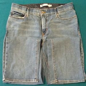LEVI'S 525 Straight Leg Size 12